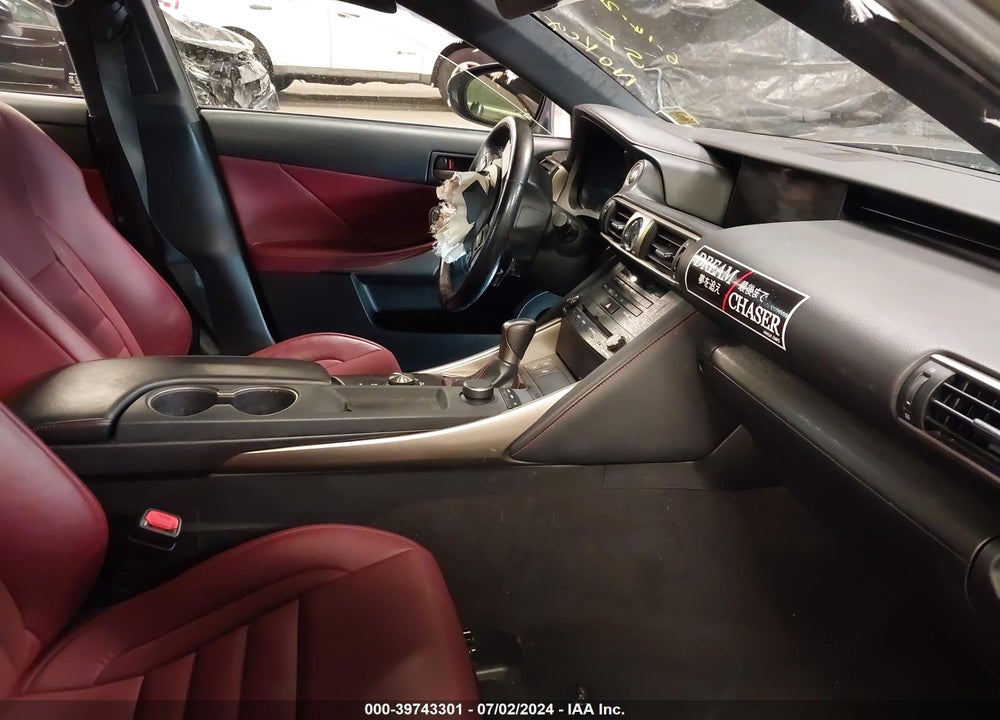 2019 LEXUS IS 300 VIN: JTHC81D29K5039181