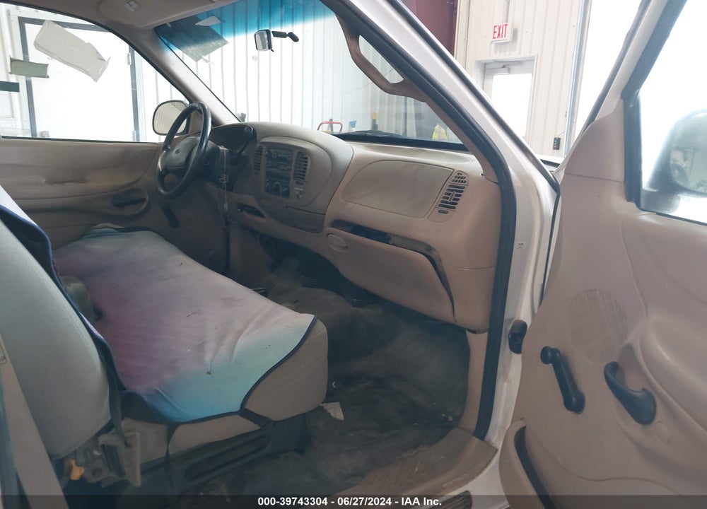 1998 FORD F-150 VIN: 2FTZF1729WCA50710