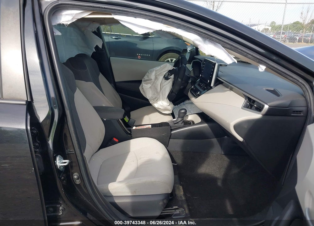 2020 TOYOTA COROLLA LE VIN: JTDEPRAE5LJ097033