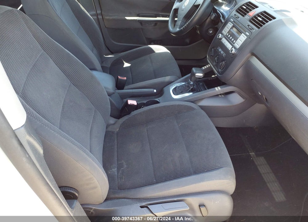 2009 VOLKSWAGEN JETTA VIN: 3VWHM71K69M096353