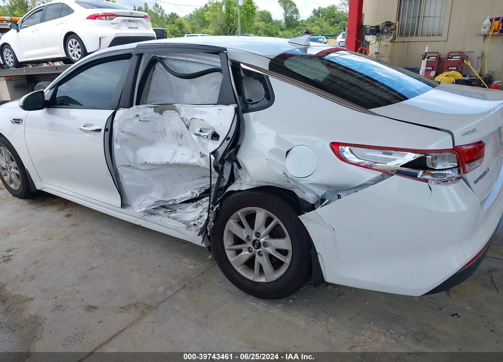2016 KIA OPTIMA LX VIN: 5XXGT4L30GG041613