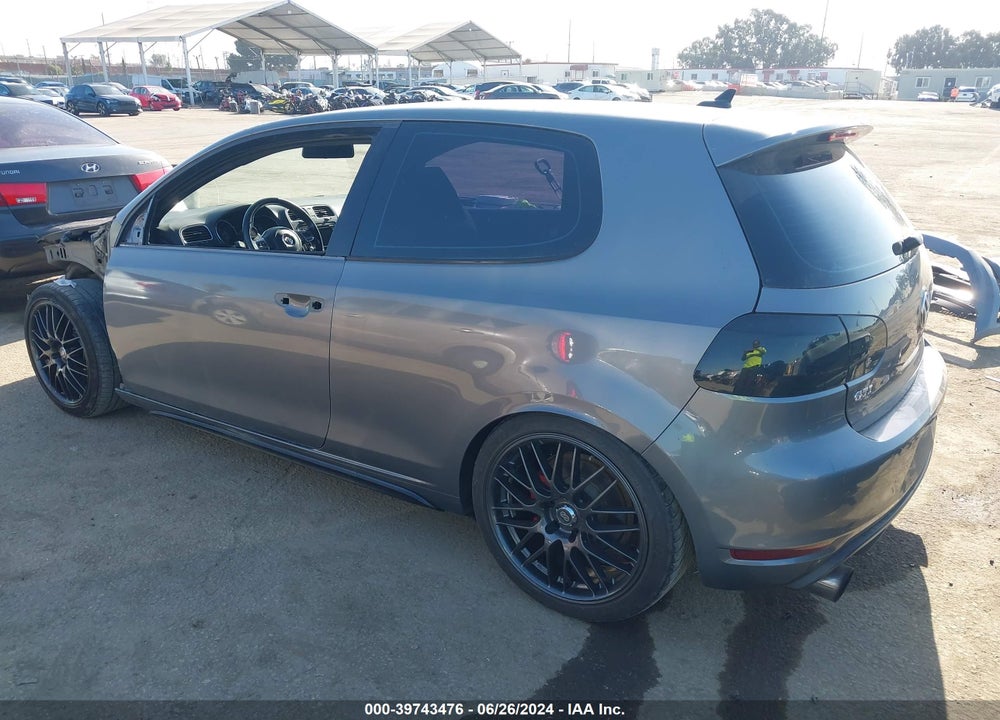 2011 VOLKSWAGEN GTI 2-DOOR VIN: WVWEV7AJ2BW028549