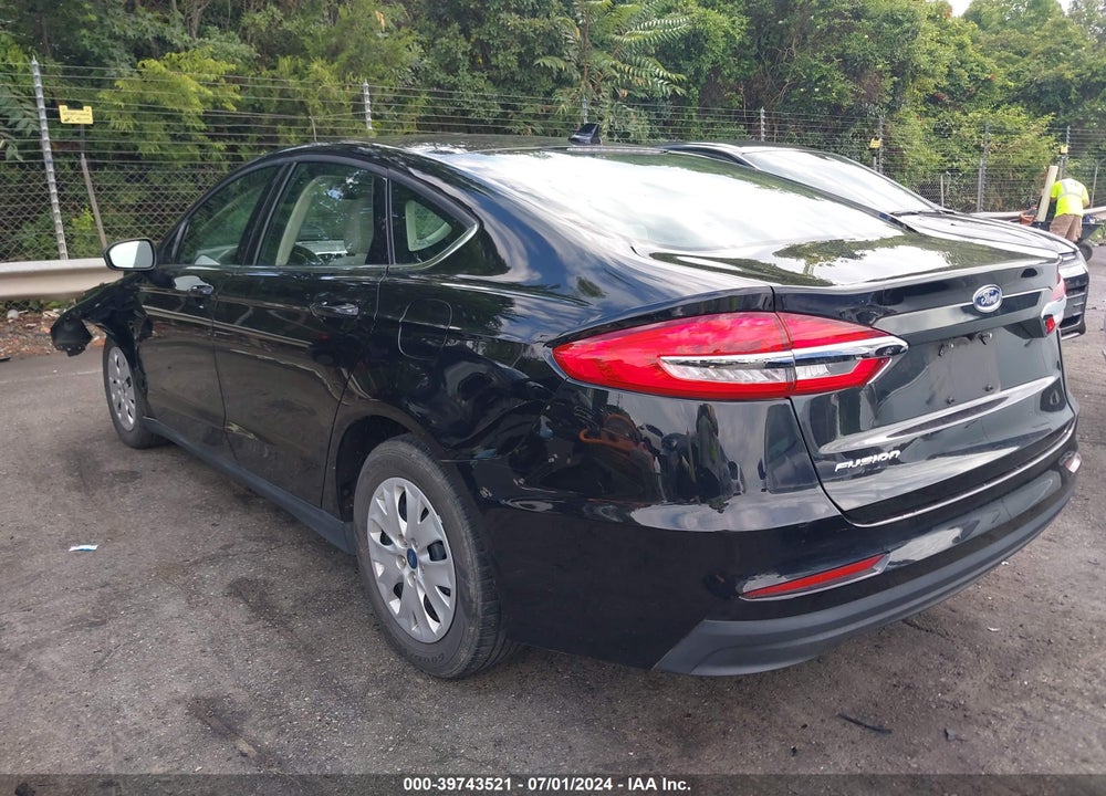 2020 FORD FUSION S VIN: 3FA6P0G75LR228384