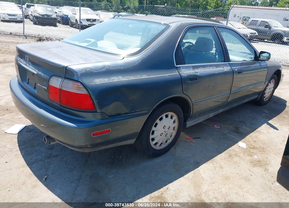1997 HONDA ACCORD EX VIN: 1HGCD5651VA210725
