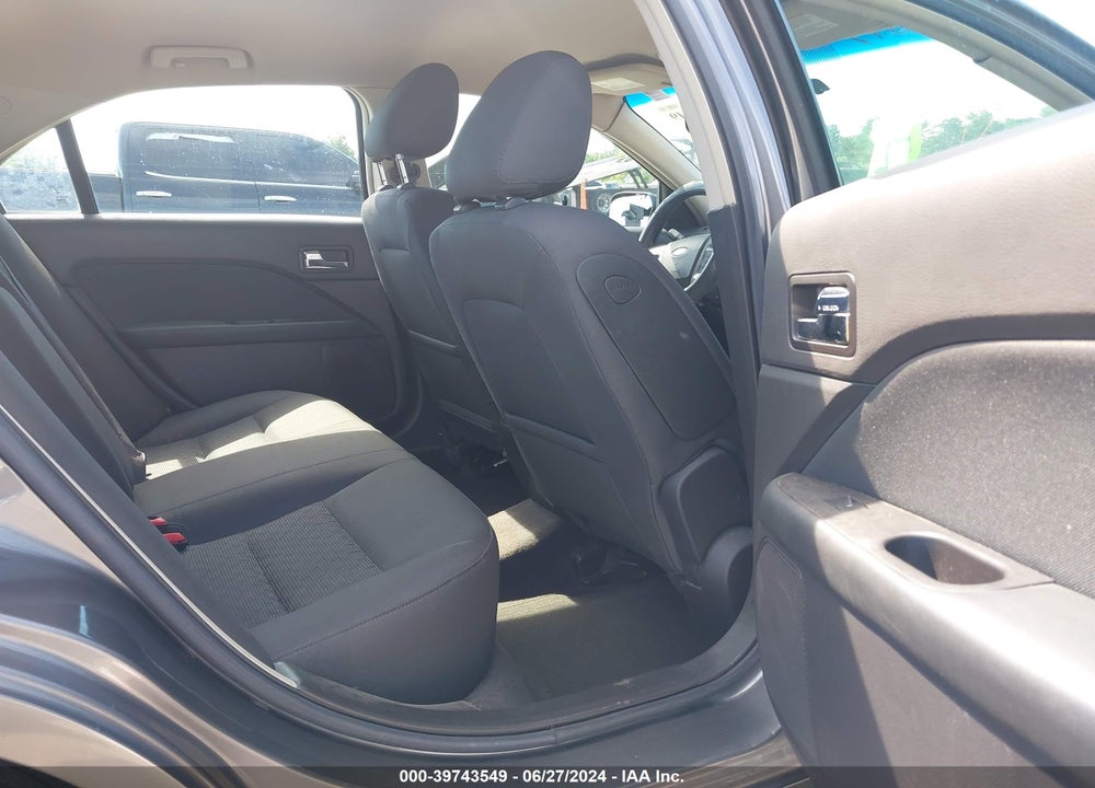 2010 FORD FUSION SE VIN: 3FAHP0HA6AR377631