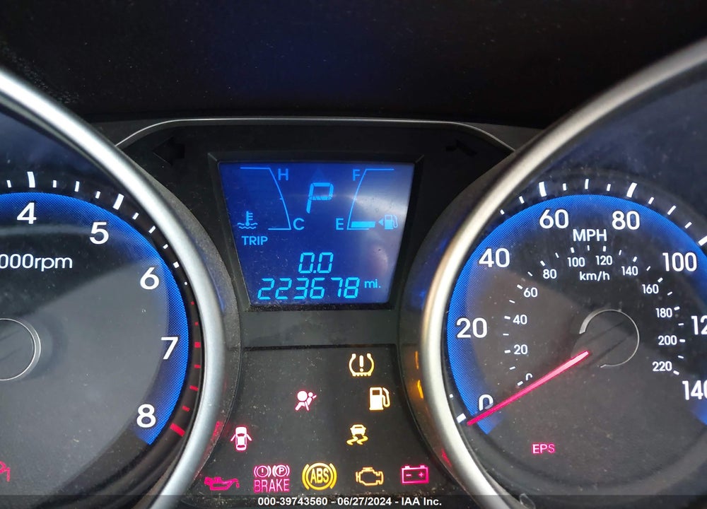 2011 HYUNDAI TUCSON LIMITED VIN: KM8JU3AC8BU211554