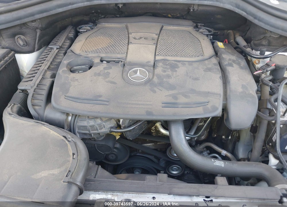 2015 MERCEDES-BENZ ML 350 4MATIC VIN: 4JGDA5HB5FA561780