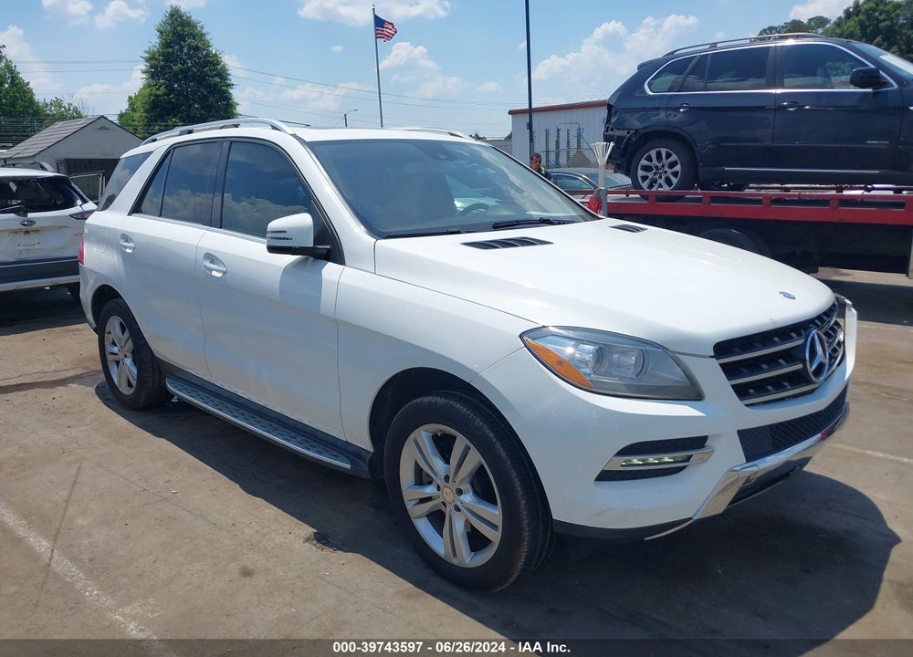 2015 MERCEDES-BENZ ML 350 4MATIC VIN: 4JGDA5HB5FA561780