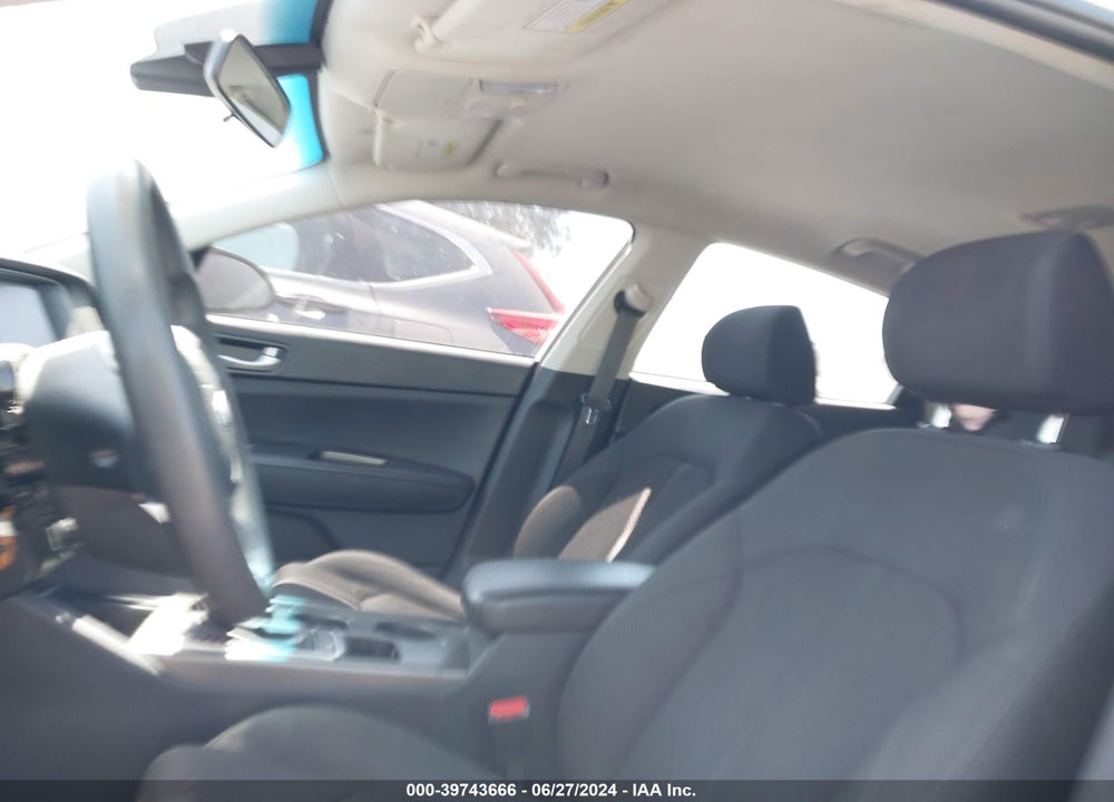 2020 KIA OPTIMA LX VIN: 5XXGT4L31LG424194