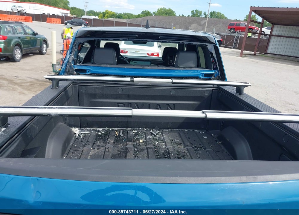 2023 RIVIAN R1T ADVENTURE QUAD-MOTOR LARGE PACK VIN: 7FCTGAAA9PN022527