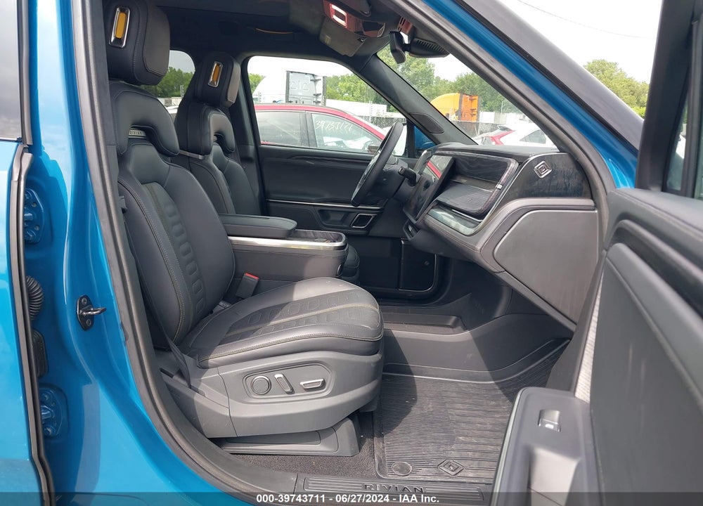 2023 RIVIAN R1T ADVENTURE QUAD-MOTOR LARGE PACK VIN: 7FCTGAAA9PN022527