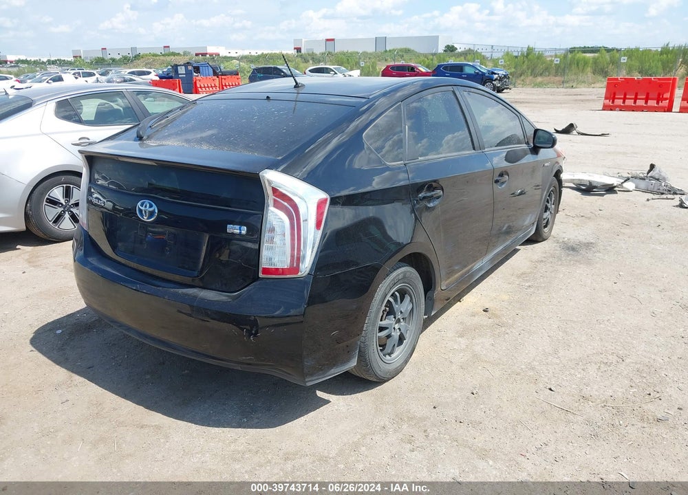 2015 TOYOTA PRIUS TWO VIN: JTDKN3DU6F1927807
