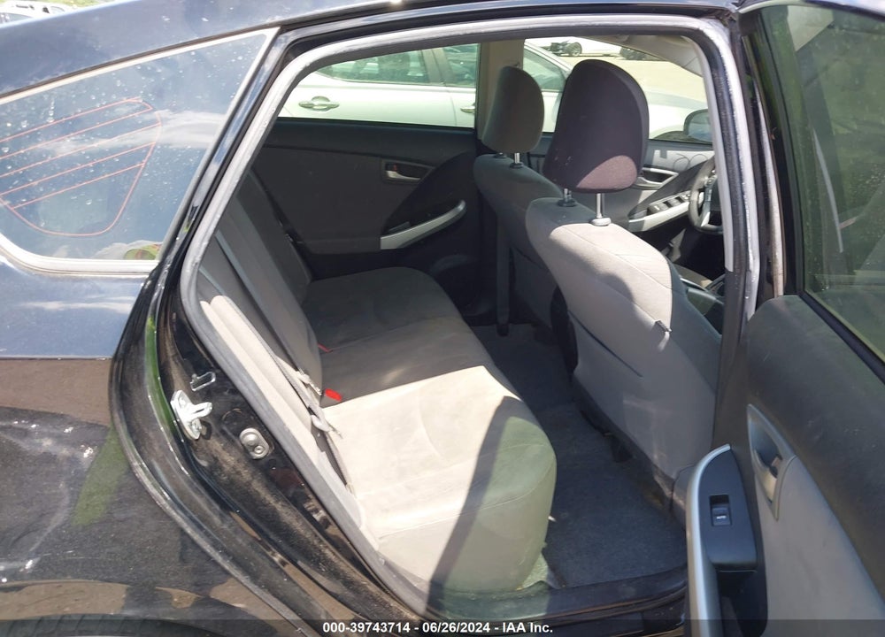 2015 TOYOTA PRIUS TWO VIN: JTDKN3DU6F1927807