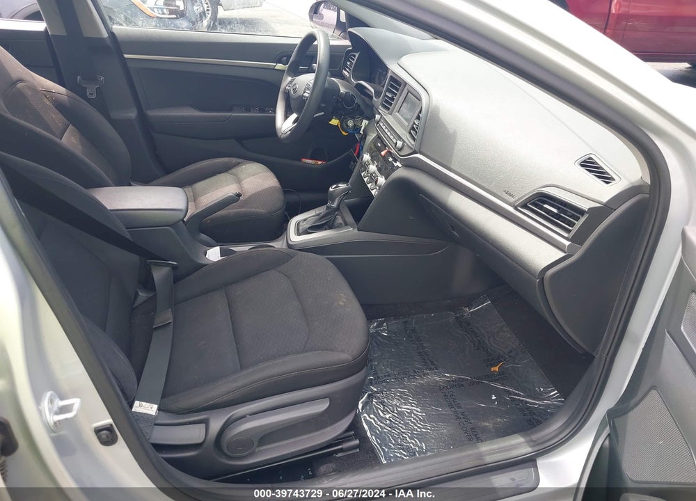 2020 HYUNDAI ELANTRA SE VIN: 5NPD74LF8LH502265