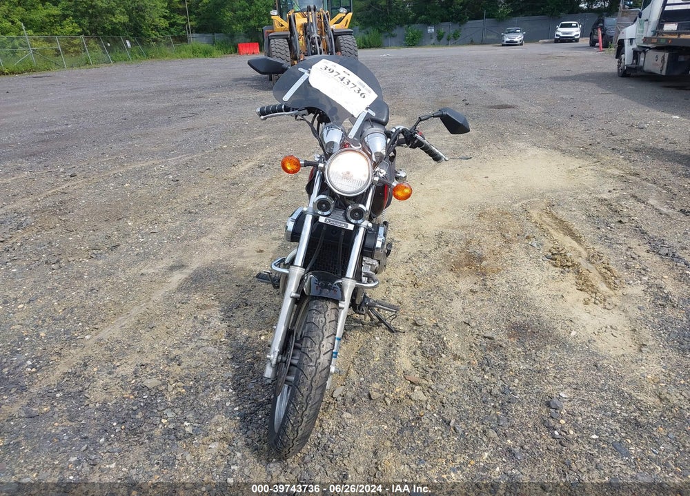 1994 KAWASAKI VN750 VIN: JKAVNDA15RB525363