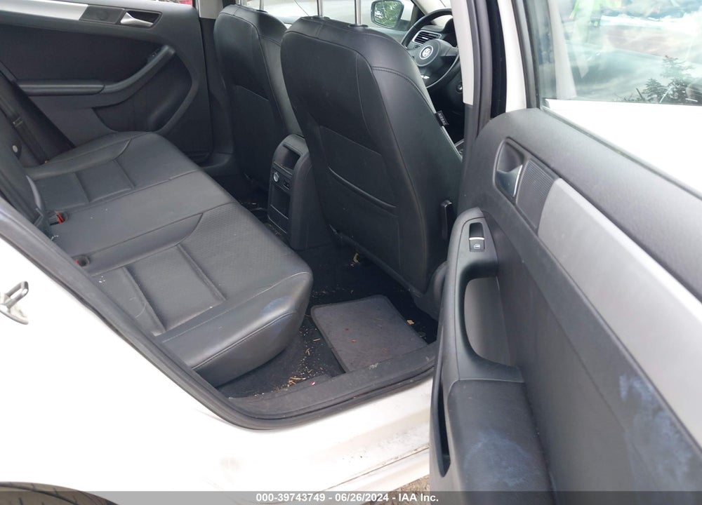 2013 VOLKSWAGEN JETTA VIN: 3VWDP7AJ9DM283429