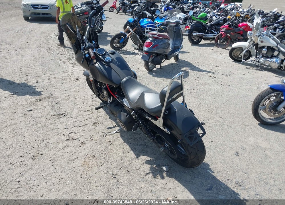 2015 HARLEY-DAVIDSON FXDB DYNA STREET BOB VIN: 1HD1GXM1XFC327748