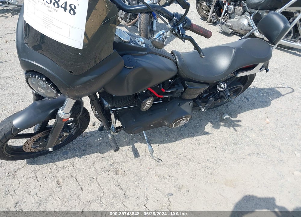 2015 HARLEY-DAVIDSON FXDB DYNA STREET BOB VIN: 1HD1GXM1XFC327748