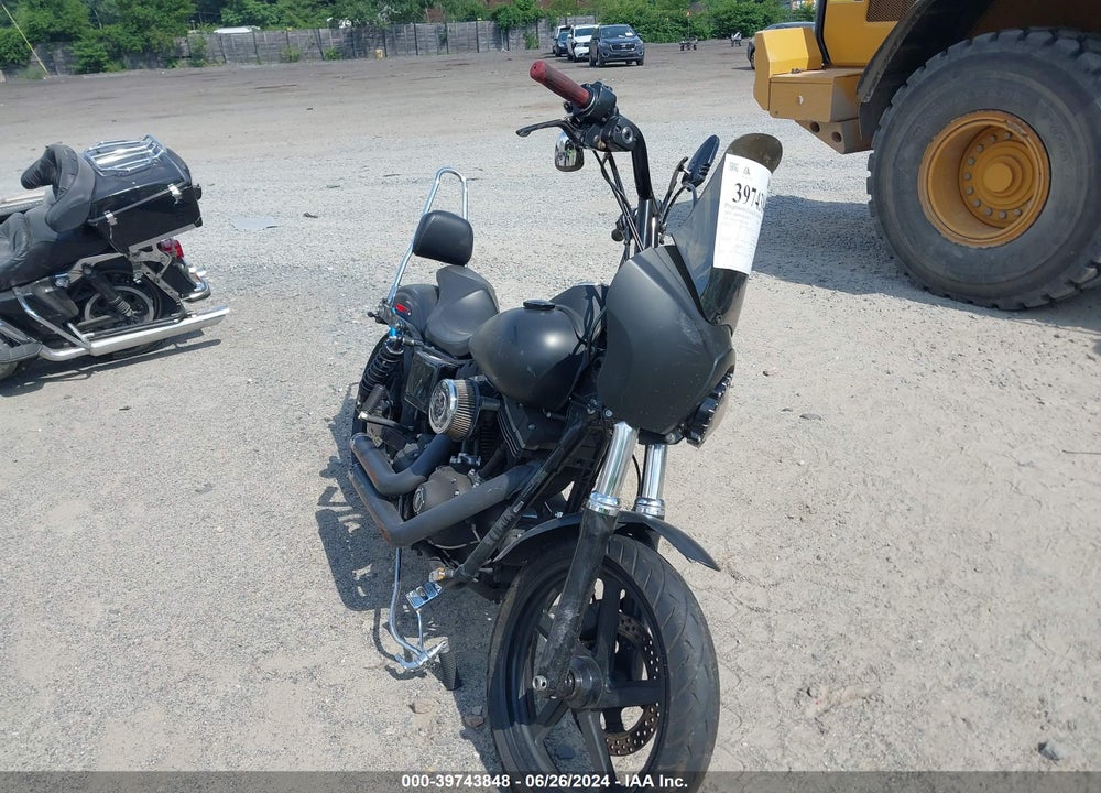 2015 HARLEY-DAVIDSON FXDB DYNA STREET BOB VIN: 1HD1GXM1XFC327748