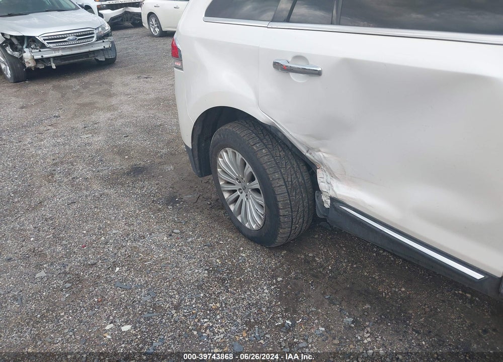 2011 LINCOLN MKX VIN: 2LMDJ6JK3BBJ05487