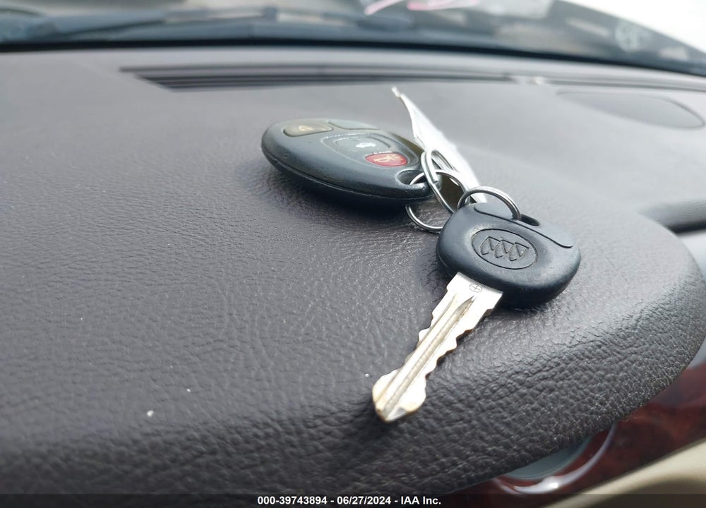 2009 BUICK LUCERNE CXL VIN: 1G4HD57M39U142857