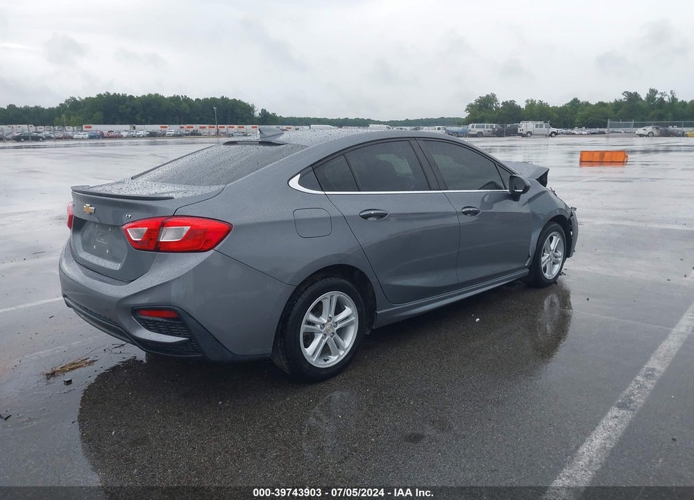 2018 CHEVROLET CRUZE LT AUTO VIN: 1G1BE5SMXJ7210811