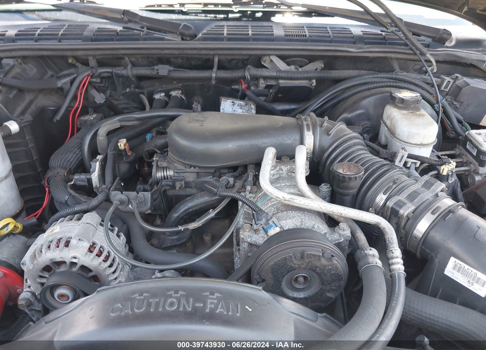 2003 CHEVROLET S-10 LS VIN: 1GCDT13X03K136676