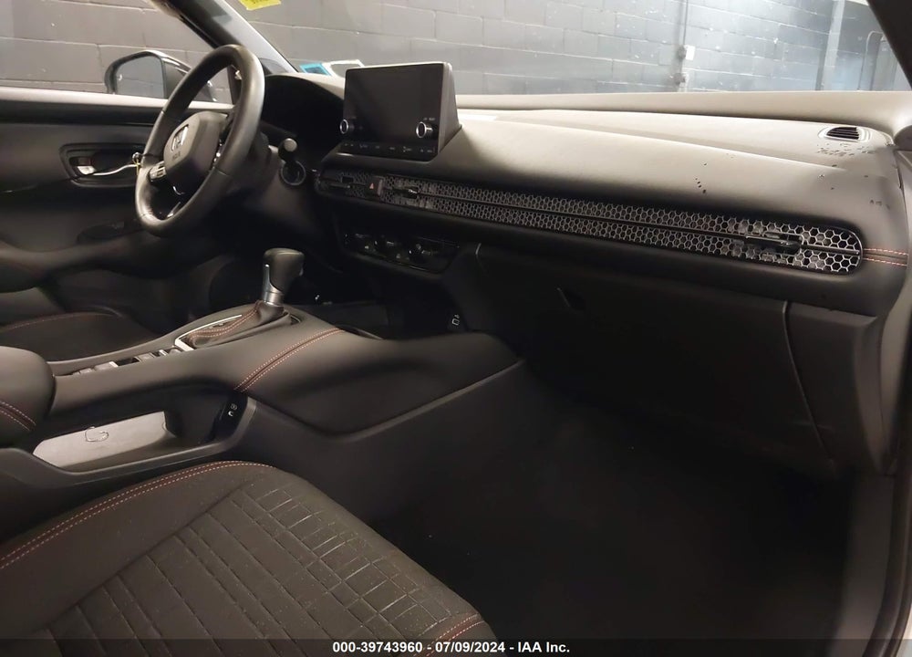 2024 HONDA HR-V AWD SPORT/AWD SPORT W/O BSI VIN: 3CZRZ2H58RM743843