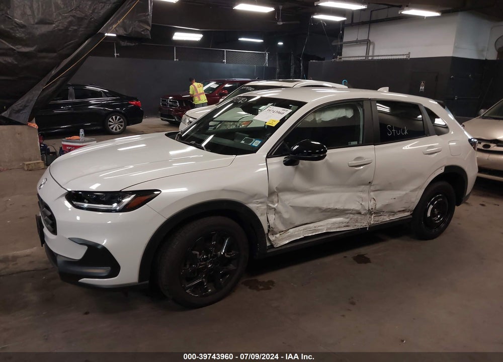 2024 HONDA HR-V AWD SPORT/AWD SPORT W/O BSI VIN: 3CZRZ2H58RM743843