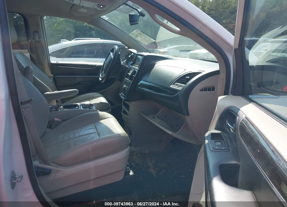 2015 CHRYSLER TOWN & COUNTRY TOURING VIN: 2C4RC1BG8FR552763