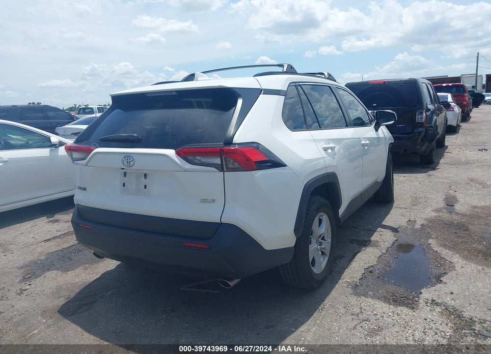2019 TOYOTA RAV4 XLE VIN: JTMW1RFV7KD511568