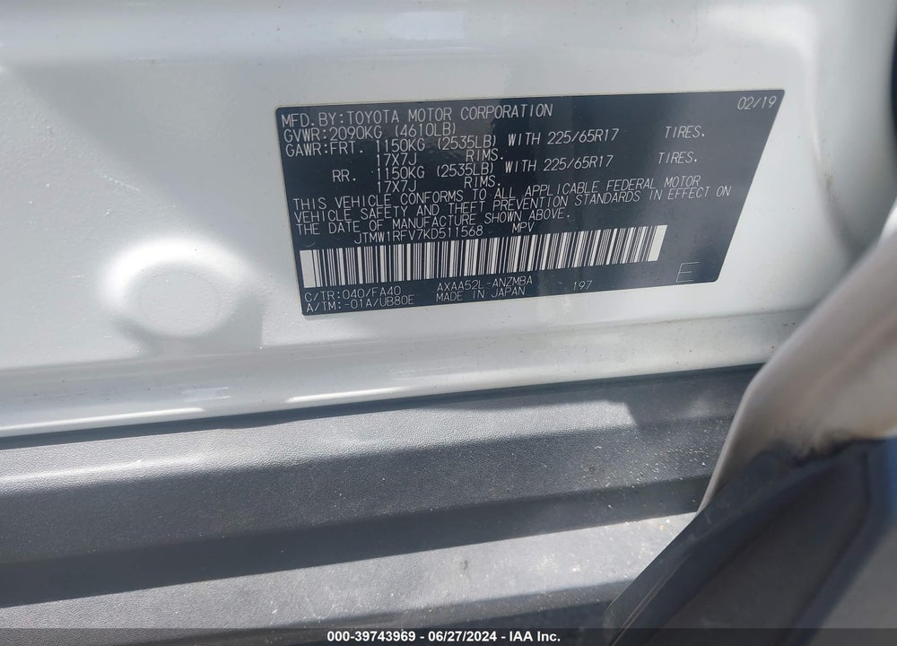 2019 TOYOTA RAV4 XLE VIN: JTMW1RFV7KD511568