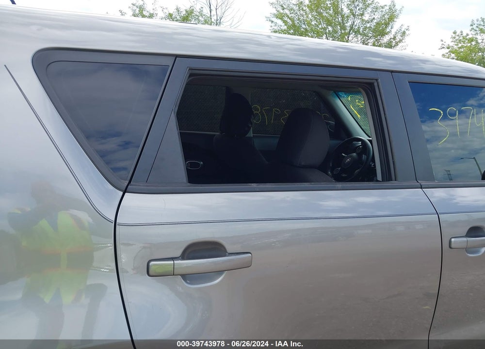 2015 KIA SOUL VIN: KNDJN2A20F7121712