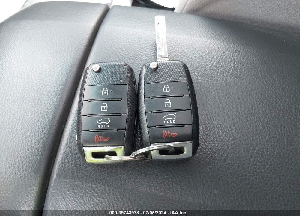 2015 KIA SOUL VIN: KNDJN2A20F7121712