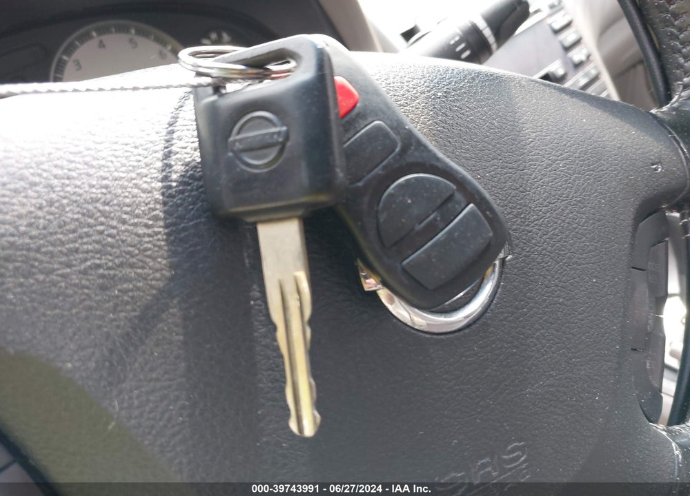 2002 NISSAN MAXIMA SE VIN: JN1DA31D82T437458