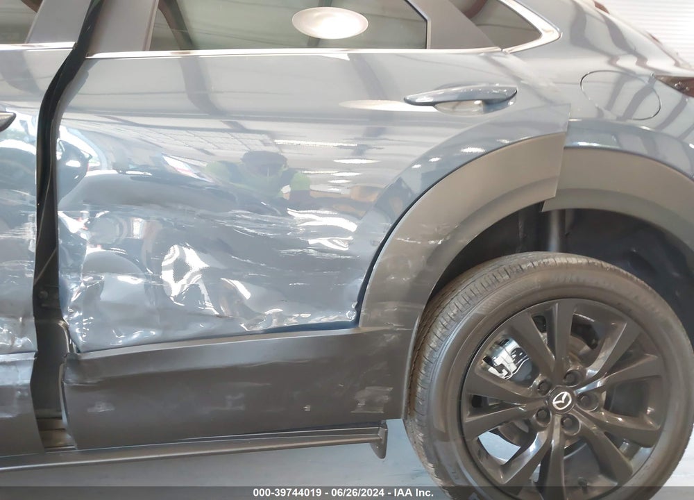 2024 MAZDA CX-30 2.5 S CARBON EDITION VIN: 3MVDMBCM8RM667634