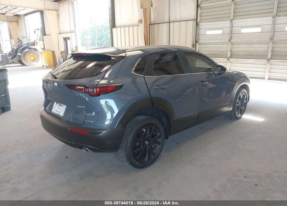 2024 MAZDA CX-30 2.5 S CARBON EDITION VIN: 3MVDMBCM8RM667634