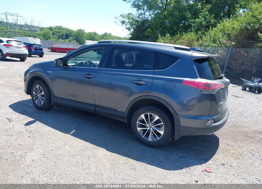 2018 TOYOTA RAV4 HYBRID LE VIN: JTMRJREV2JD239069