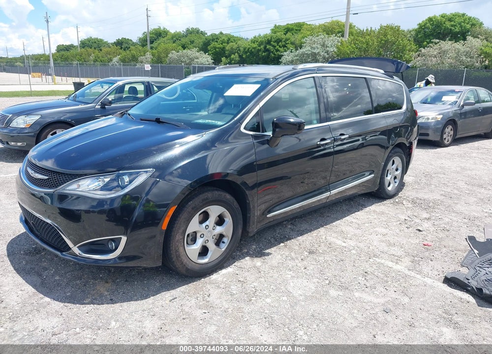 2017 CHRYSLER PACIFICA TOURING L PLUS VIN: 2C4RC1EG4HR683896