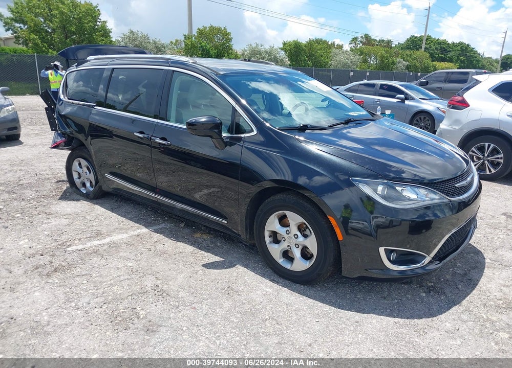 2017 CHRYSLER PACIFICA TOURING L PLUS VIN: 2C4RC1EG4HR683896