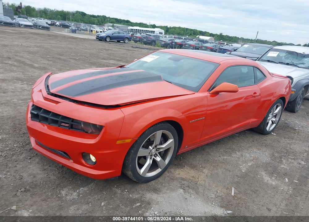 2010 CHEVROLET CAMARO 2SS VIN: 2G1FT1EW0A9111815