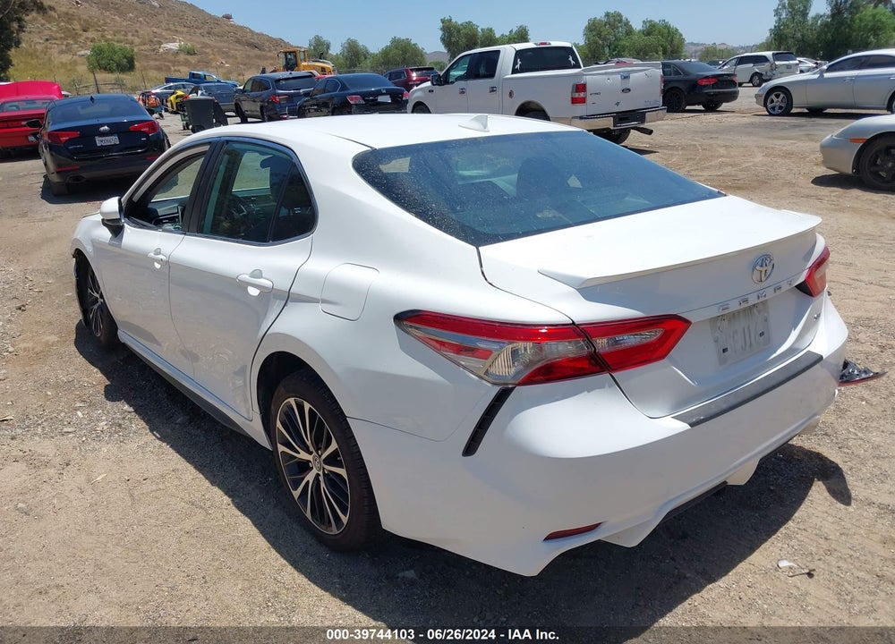 2019 TOYOTA CAMRY SE VIN: 4T1B11HK9KU699993