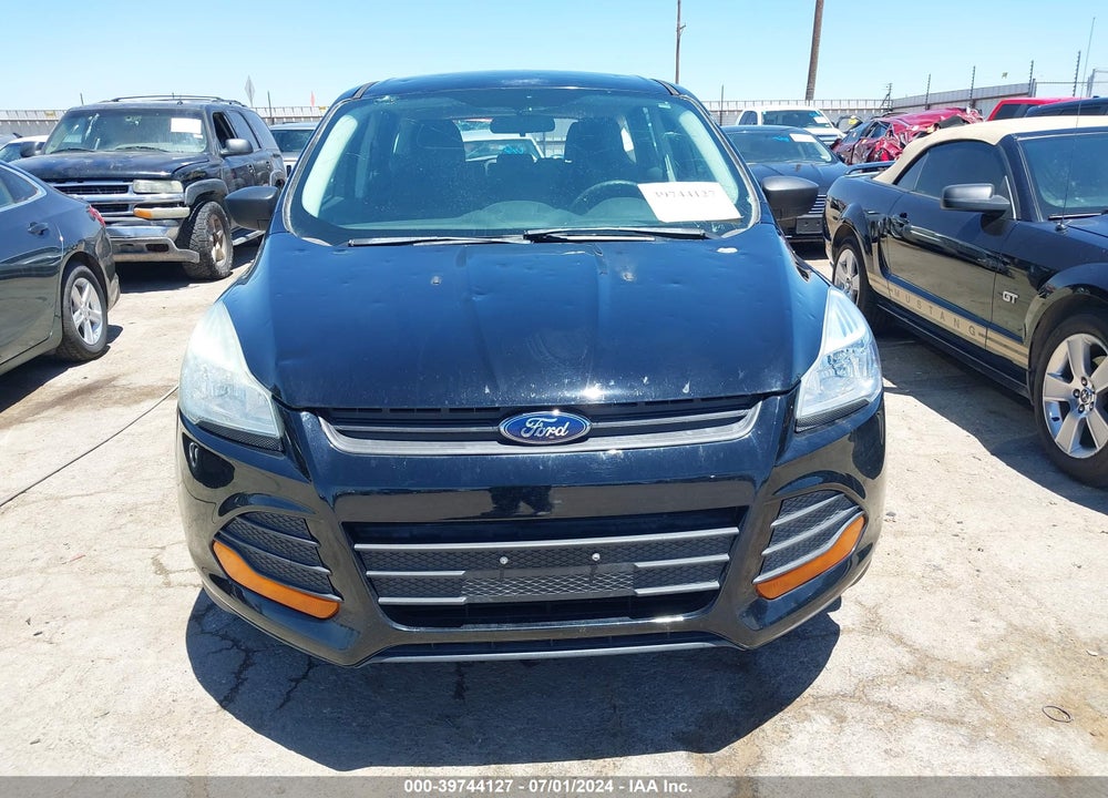 2016 FORD ESCAPE S VIN: 1FMCU0F7XGUA97597