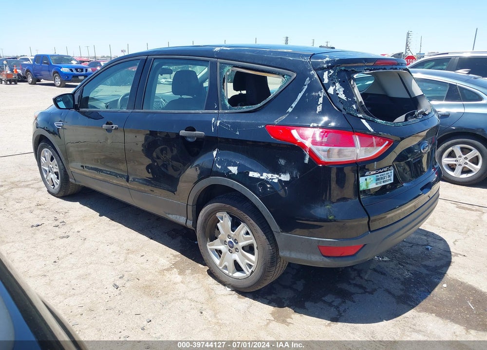 2016 FORD ESCAPE S VIN: 1FMCU0F7XGUA97597