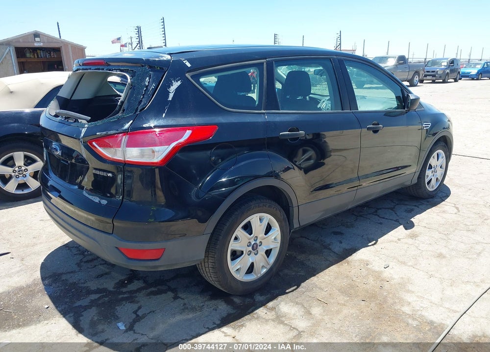 2016 FORD ESCAPE S VIN: 1FMCU0F7XGUA97597