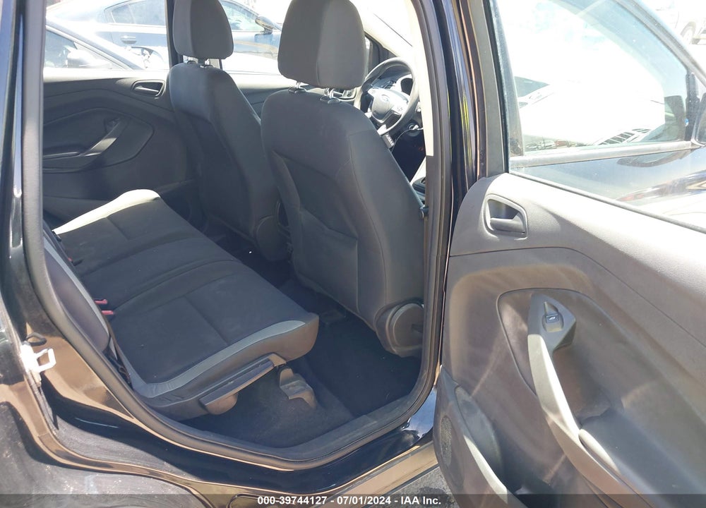 2016 FORD ESCAPE S VIN: 1FMCU0F7XGUA97597
