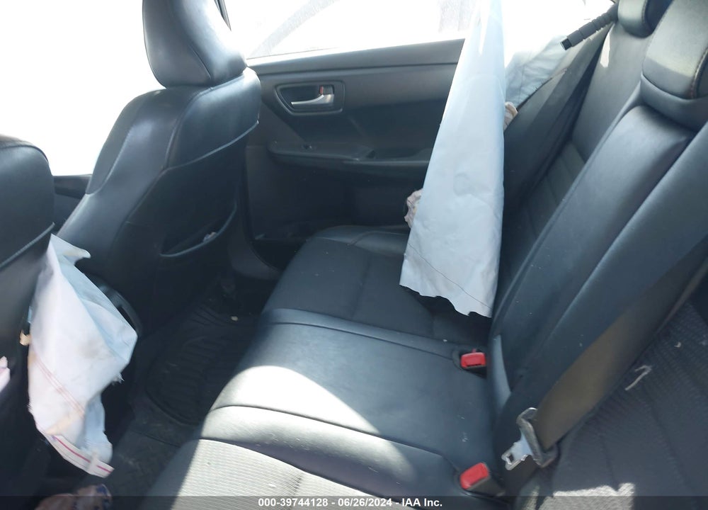 2016 TOYOTA CAMRY SE VIN: 4T1BF1FK7GU123329
