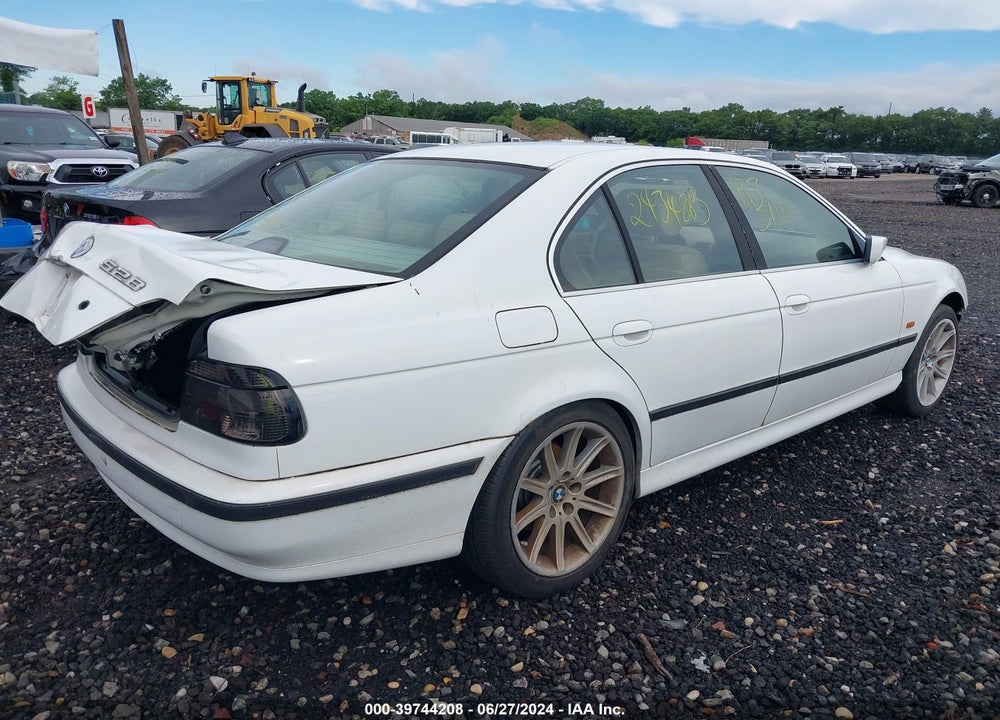 1999 BMW 528IA VIN: WBADM6337XBY24703