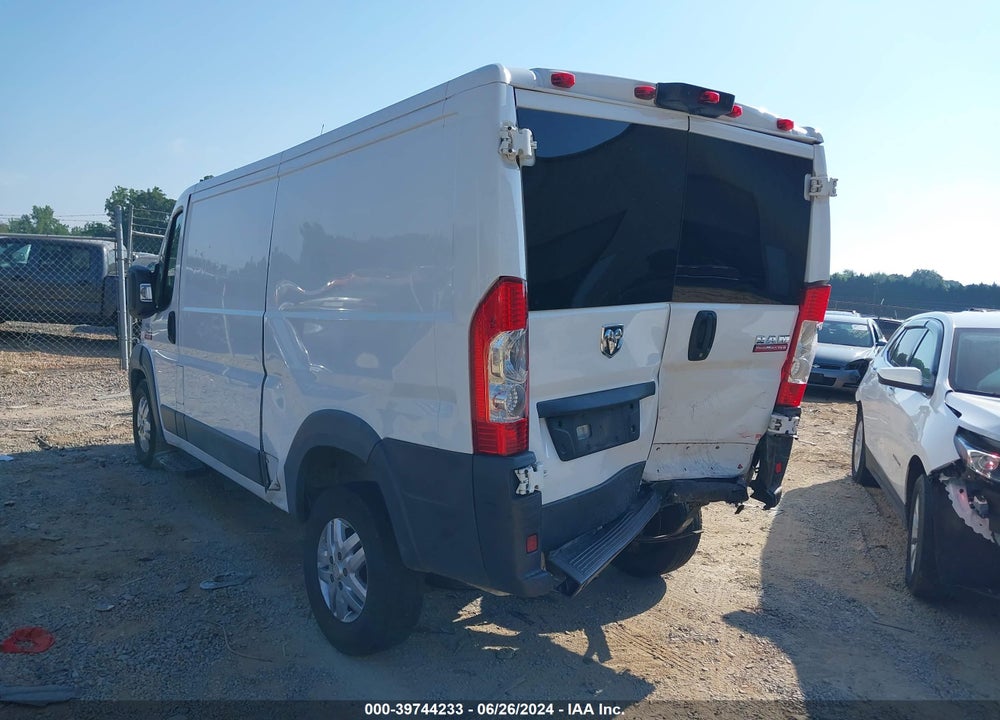 2018 RAM PROMASTER 1500 LOW ROOF 136 WB VIN: 3C6TRVAG2JE109006