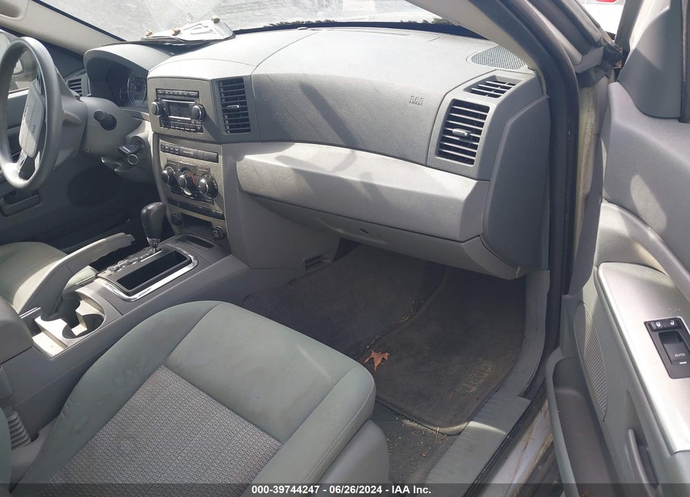 2007 JEEP GRAND CHEROKEE LAREDO VIN: 1J8GR48K17C677786